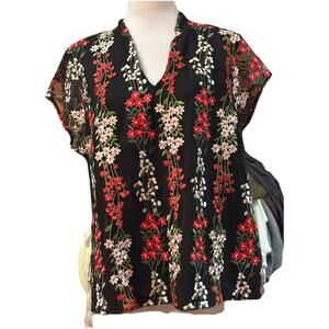 Liz Claiborne Floral Embroidered Top Sz XL Black Red White Flowers Cap Sleeves